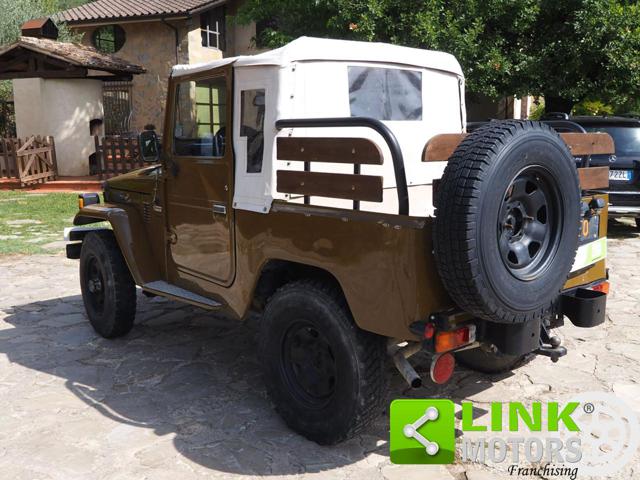 TOYOTA Land Cruiser usata 6