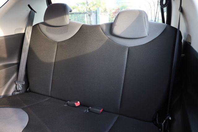 PEUGEOT 107 usata 37