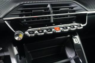PEUGEOT 208 usata, con Bluetooth