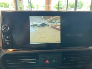 TOYOTA Proace City usata, con Autoradio digitale