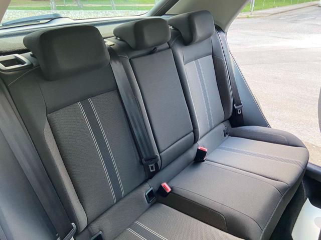 VOLKSWAGEN T-Roc usata, con Specchietti laterali elettrici