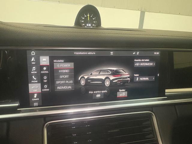 PORSCHE Panamera usata, con Park Distance Control