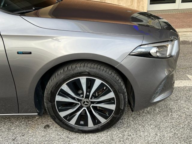 MERCEDES-BENZ A 250 usata, con Cerchi in lega