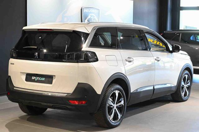 PEUGEOT 5008 usata, con Alzacristalli elettrici