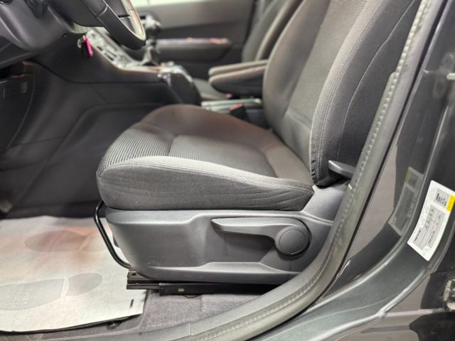 PEUGEOT 5008 usata, con Volante in pelle