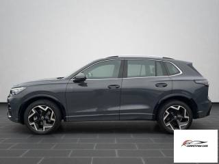 VOLKSWAGEN Tiguan usata, con Autoradio