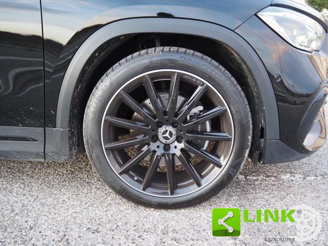 MERCEDES-BENZ GLA 200 usata, con Sedile posteriore sdoppiato