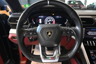 LAMBORGHINI Urus usata 47