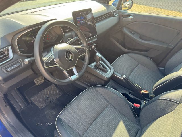 RENAULT Clio usata, con Controllo automatico clima