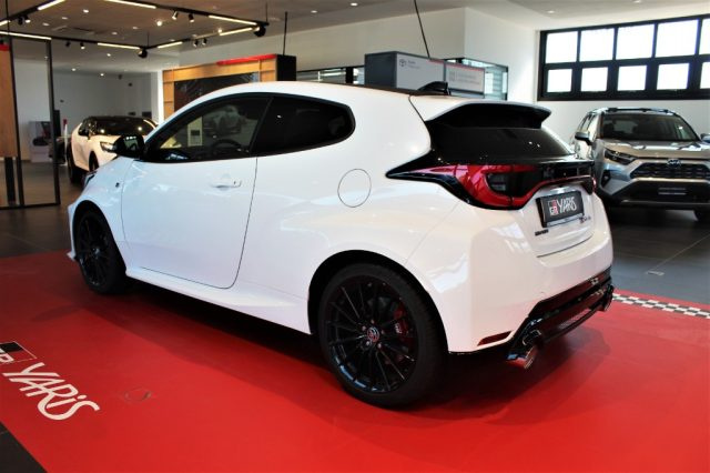 TOYOTA Yaris usata, con Airbag Passeggero