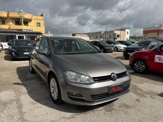 VOLKSWAGEN Golf usata, con Airbag laterali