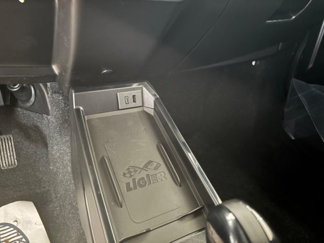 LIGIER JS usata, con Telecamera per parcheggio assistito