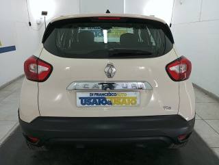 RENAULT Captur usata, con USB