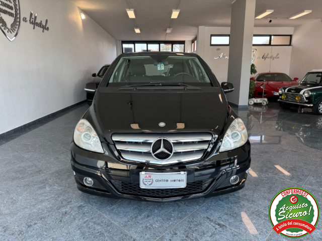 MERCEDES-BENZ B 180 usata, con Airbag