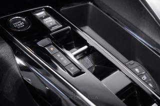 PEUGEOT 3008 usata, con Adaptive Cruise Control