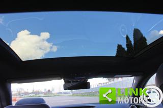 MERCEDES-BENZ E 220 usata, con Servosterzo