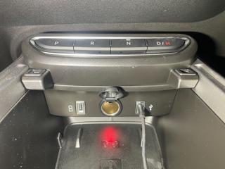 JEEP Avenger usata, con USB