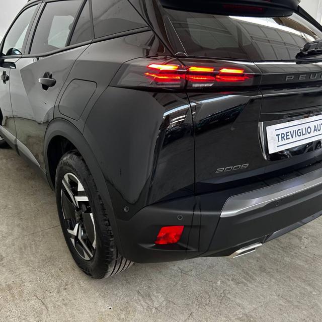 PEUGEOT 2008 usata, con Sensori di parcheggio posteriori