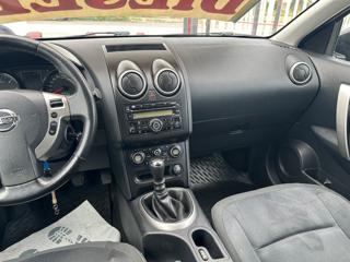 NISSAN Qashqai usata, con Lettore CD
