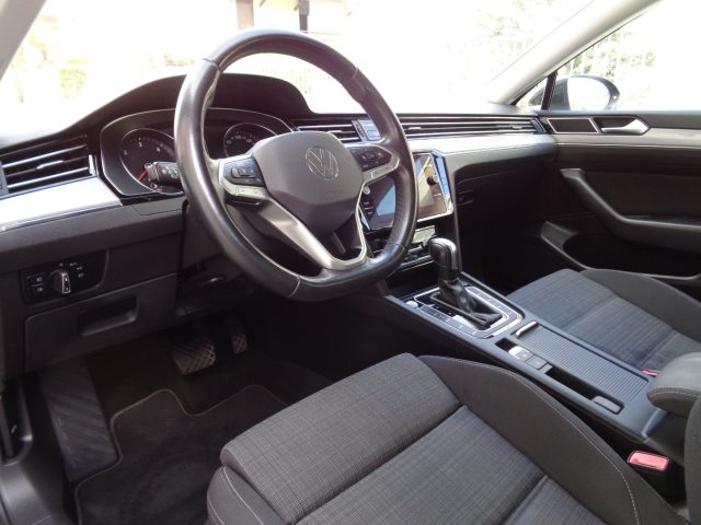 VOLKSWAGEN Passat usata, con Boardcomputer