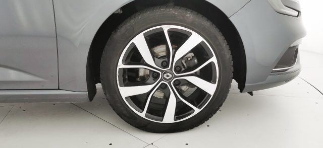 RENAULT Megane usata, con Volante multifunzione