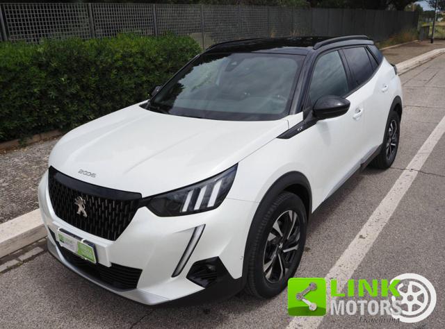 PEUGEOT 2008 usata, con Sensori di parcheggio anteriori