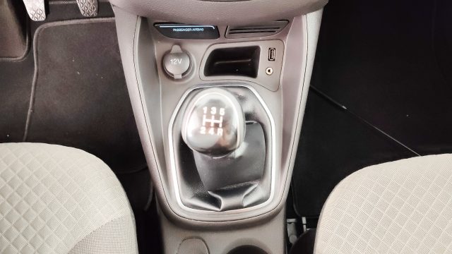 FORD Tourneo Courier usata, con Fendinebbia