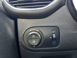 OPEL Crossland X usata, con USB