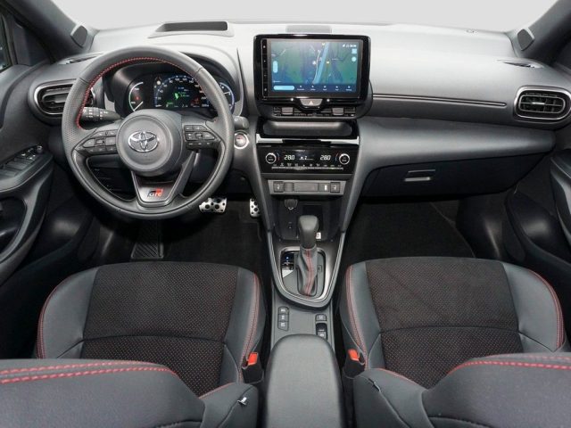 TOYOTA Yaris Cross usata, con Boardcomputer