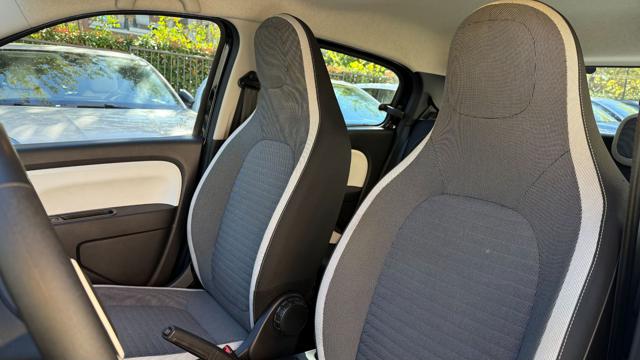 RENAULT Twingo usata, con Park Distance Control