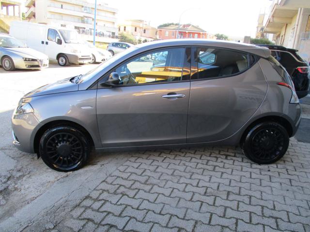 LANCIA Ypsilon usata, con Airbag laterali