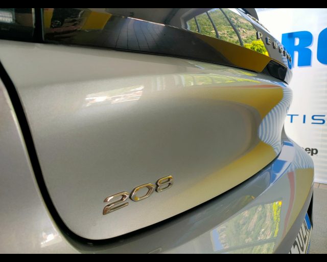 PEUGEOT 208 usata, con Isofix