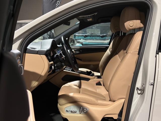 PORSCHE Macan usata, con Autoradio