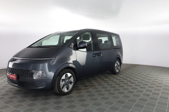 HYUNDAI Staria usata 0