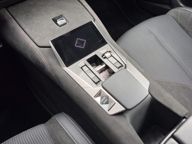 DS AUTOMOBILES DS 4 usata, con Specchietti laterali elettrici