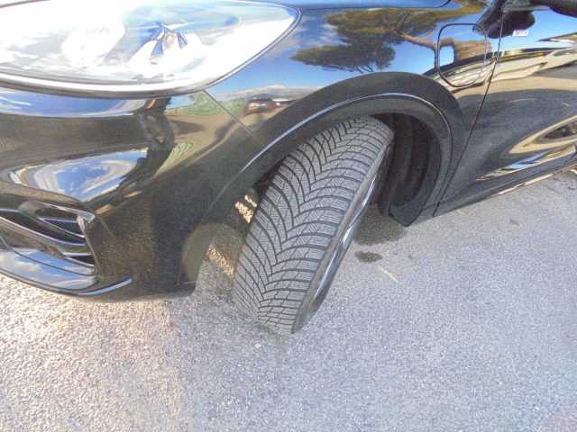 FORD Kuga usata, con Specchietti laterali elettrici