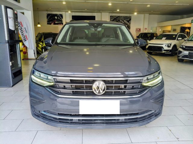 VOLKSWAGEN Tiguan usata, con Airbag