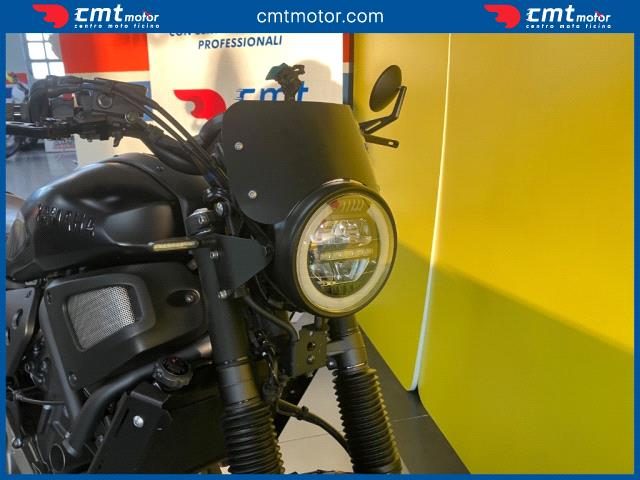 YAMAHA XSR 700 usata 10
