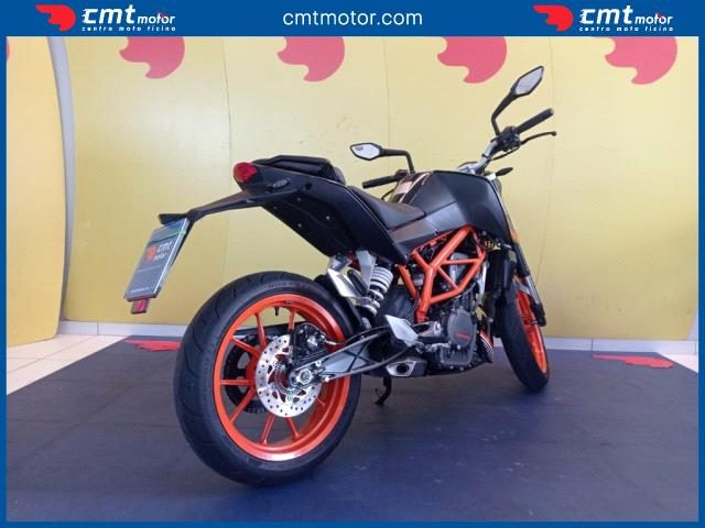 KTM 390 Duke usata 1