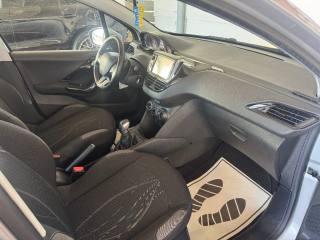 PEUGEOT 208 usata, con Airbag testa