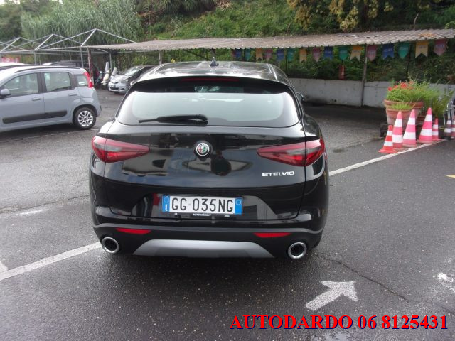 ALFA ROMEO Stelvio usata, con Autoradio