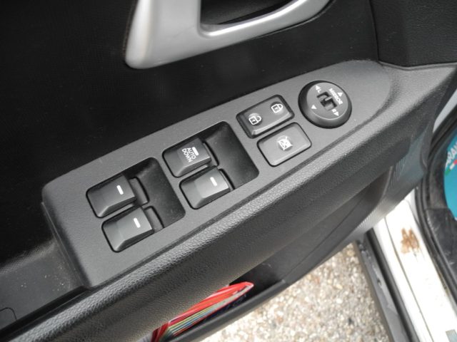 KIA Sportage usata, con Specchietti laterali elettrici