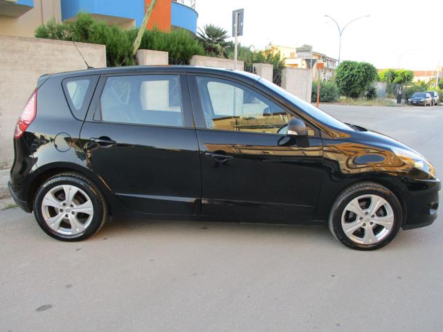 RENAULT Scenic usata, con Airbag Passeggero
