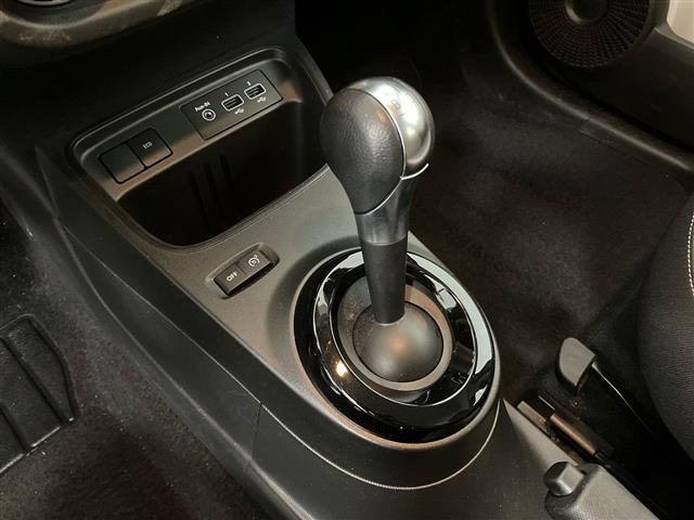 RENAULT Twingo usata 23