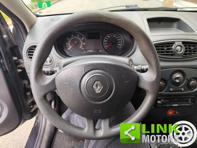 RENAULT Clio usata, con Autoradio