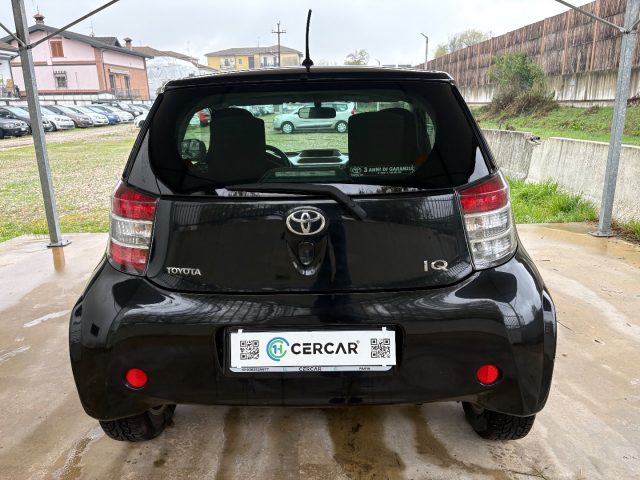 TOYOTA iQ usata, con Alzacristalli elettrici