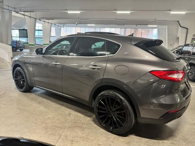 MASERATI Levante usata, con Climatizzatore