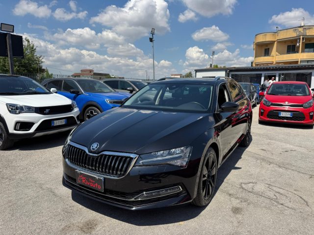 SKODA Superb usata, con Alzacristalli elettrici
