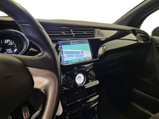 DS AUTOMOBILES DS 3 usata, con USB