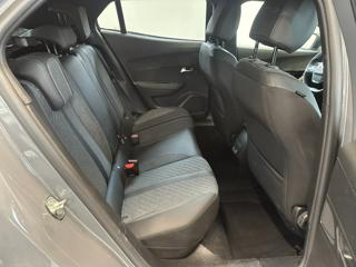 PEUGEOT 2008 usata, con Park Distance Control